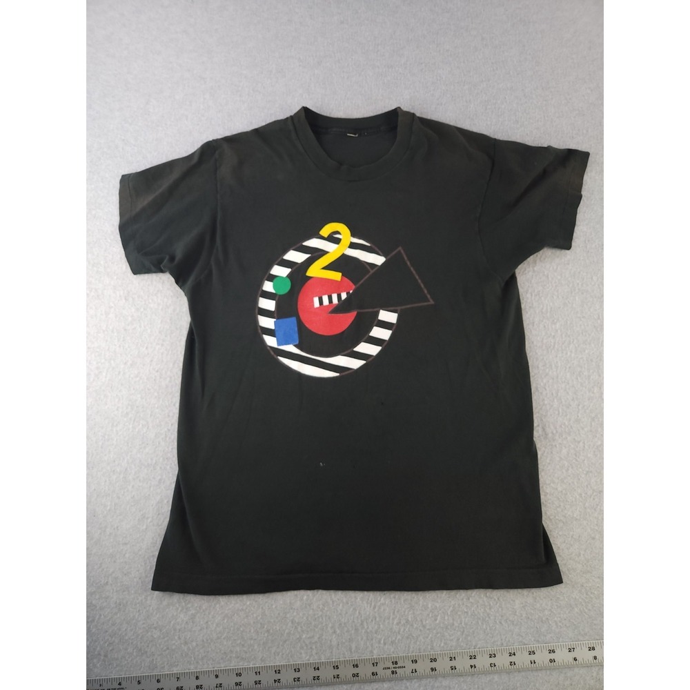 Vintage Single Stitch Geometric Graphic T-shirt Tupac? rapper Design Size SMALL